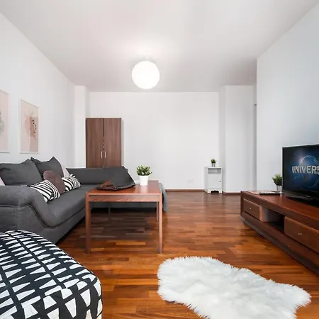 Daire Bukowinska 22 By Homeprime Varşova